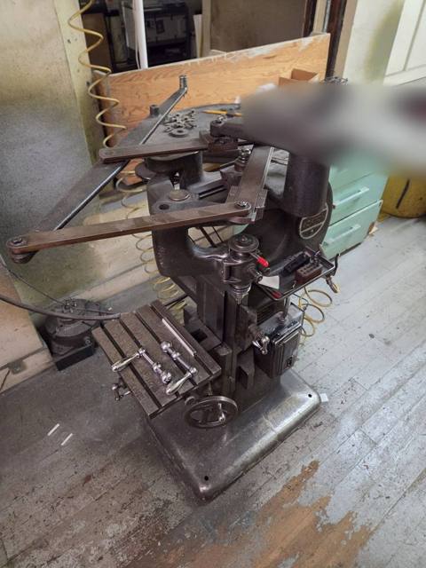 Pantograph arms and work table